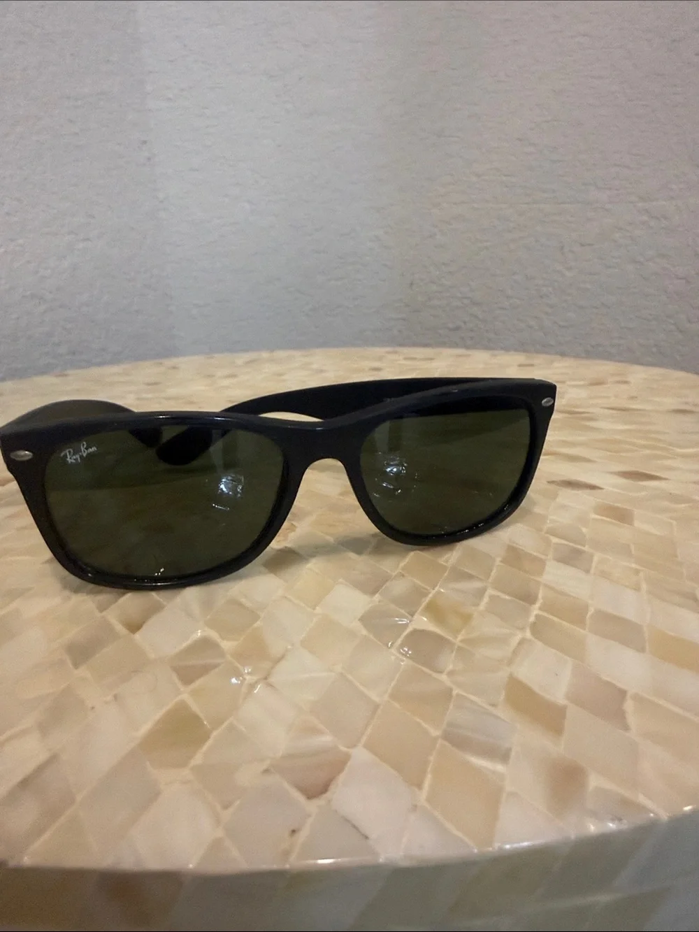 Ray-Ban Black wayfarer Frame Sunglasses with Dark Lenses